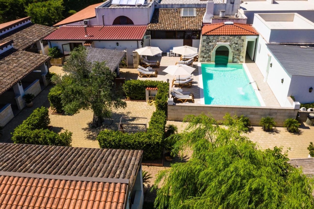 Agriturismo Il Megalite Giurdignano Bagian luar foto